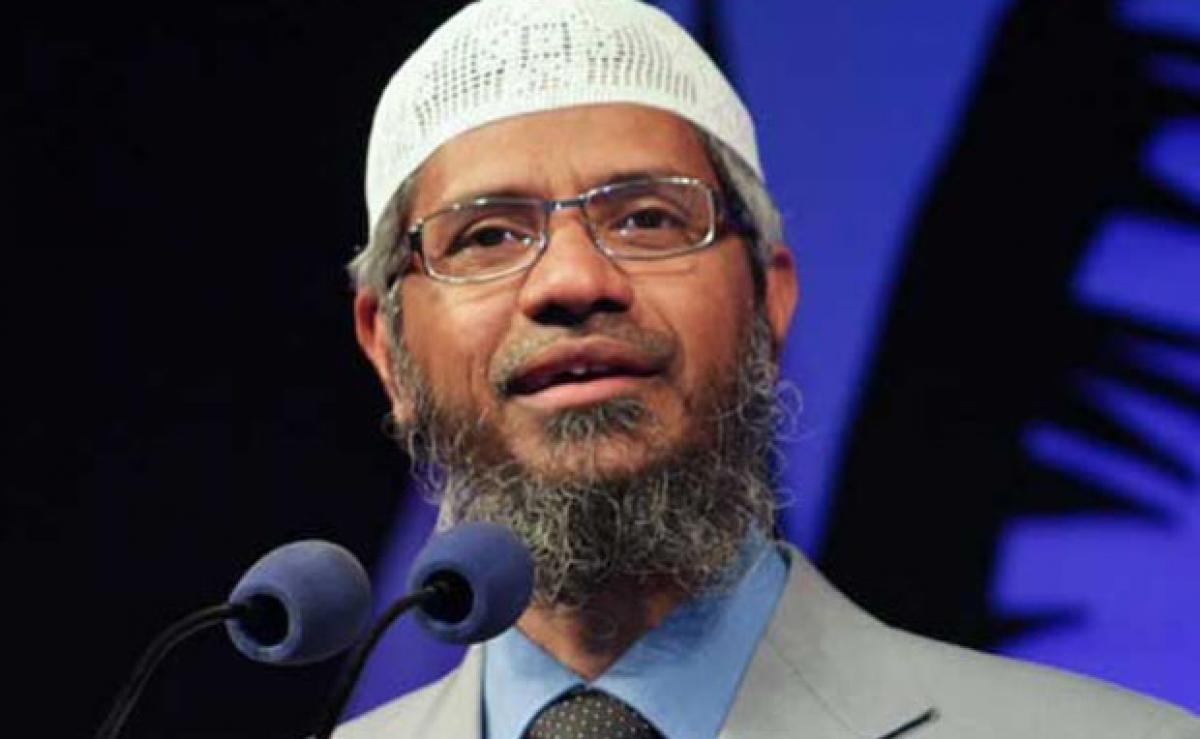 Liberal Zakir Naik turned Islamist justifying sex with female slaves, urged Indian Muslims from saying Namaste